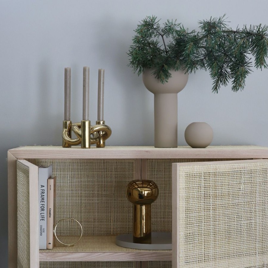 Inredning Cooee Design Ljusstakar | Lykke Three Ljusstake, Guld