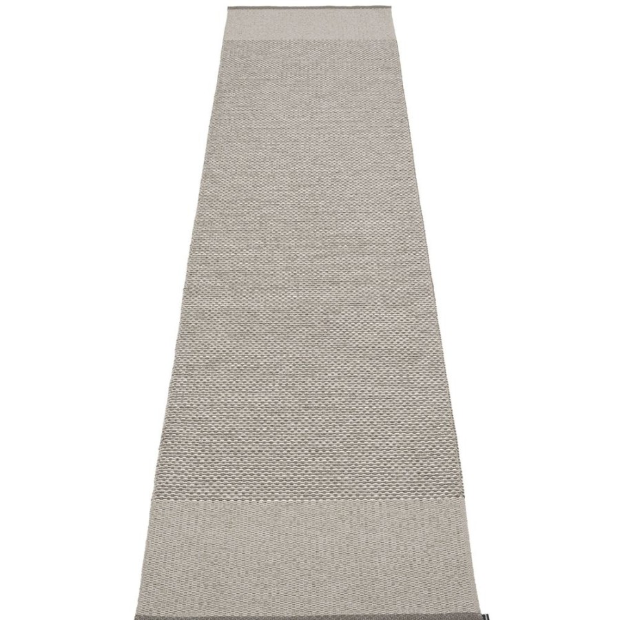 Mattor Pappelina Plastmattor | Edit Matta Charcoal / Warm Grey / Stone Metallic, 70X300 Cm