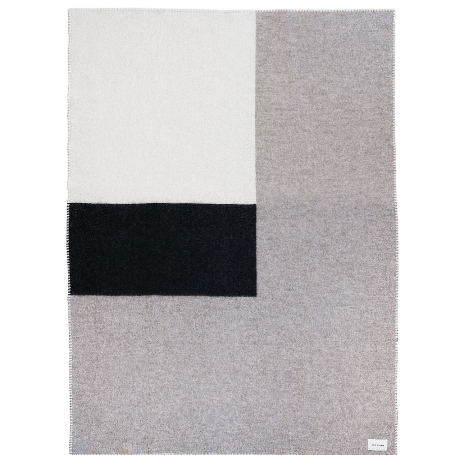 Textil Hein Studio Pladar & Filtar | Cleo No. 01 Ullplad, Creme/Svart