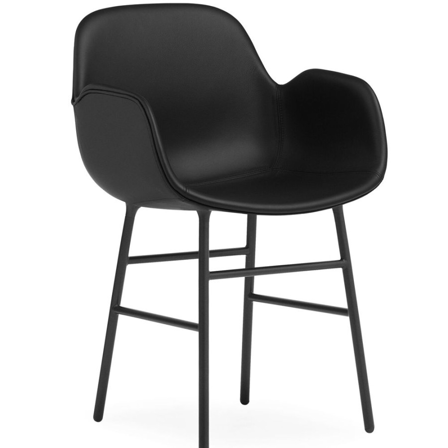 Mobler Normann Copenhagen Matstolar | Form Karmstol, Ultra Leather 41599 / Svart Stal