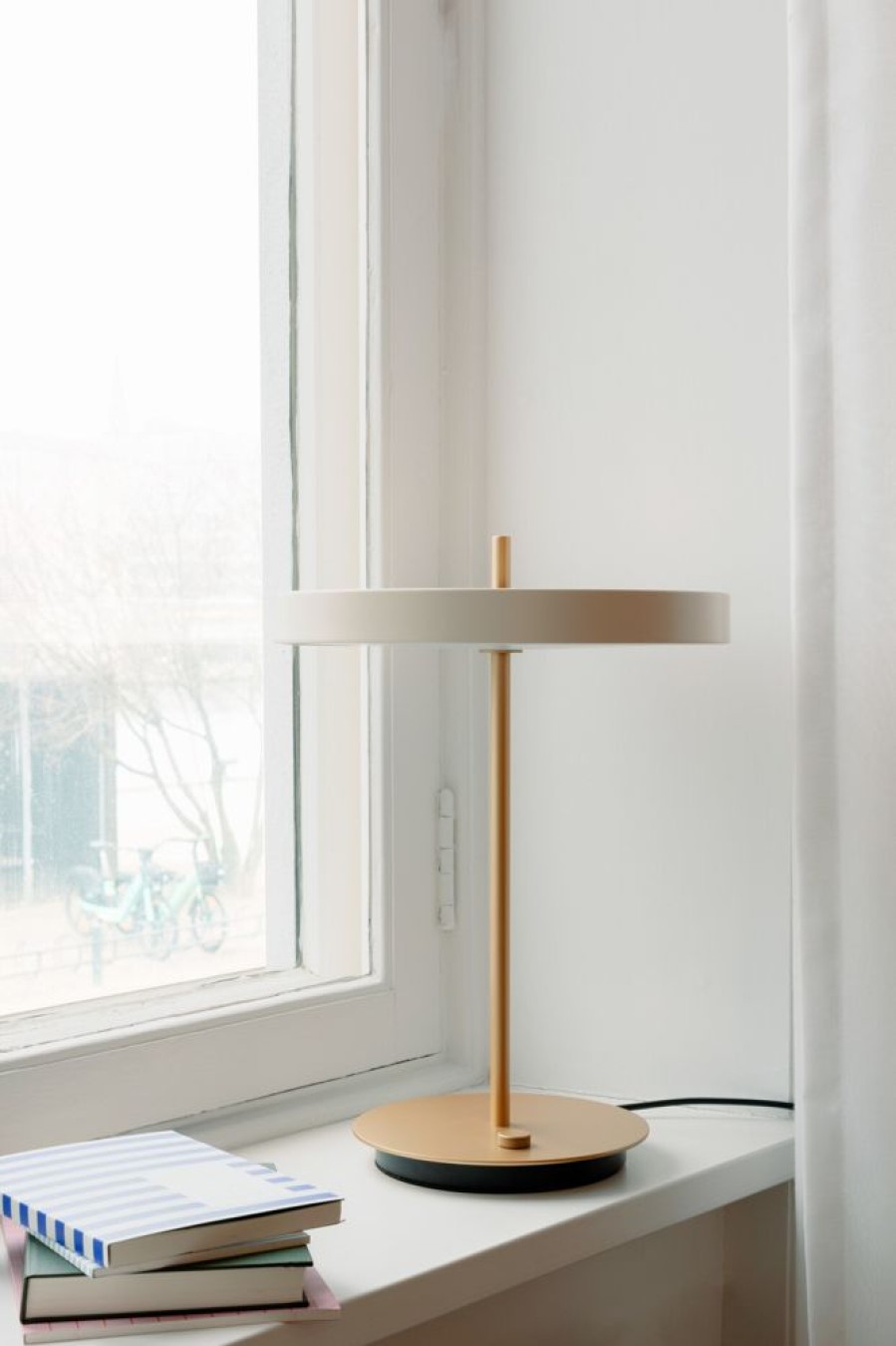 Belysning Umage Bordslampor | Asteria Bordslampa, Pearl White