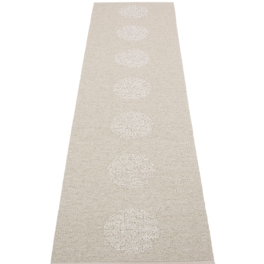 Mattor Pappelina Plastmattor | Vera 2.0 Matta Linen / Stone Metallic, 70X280 Cm