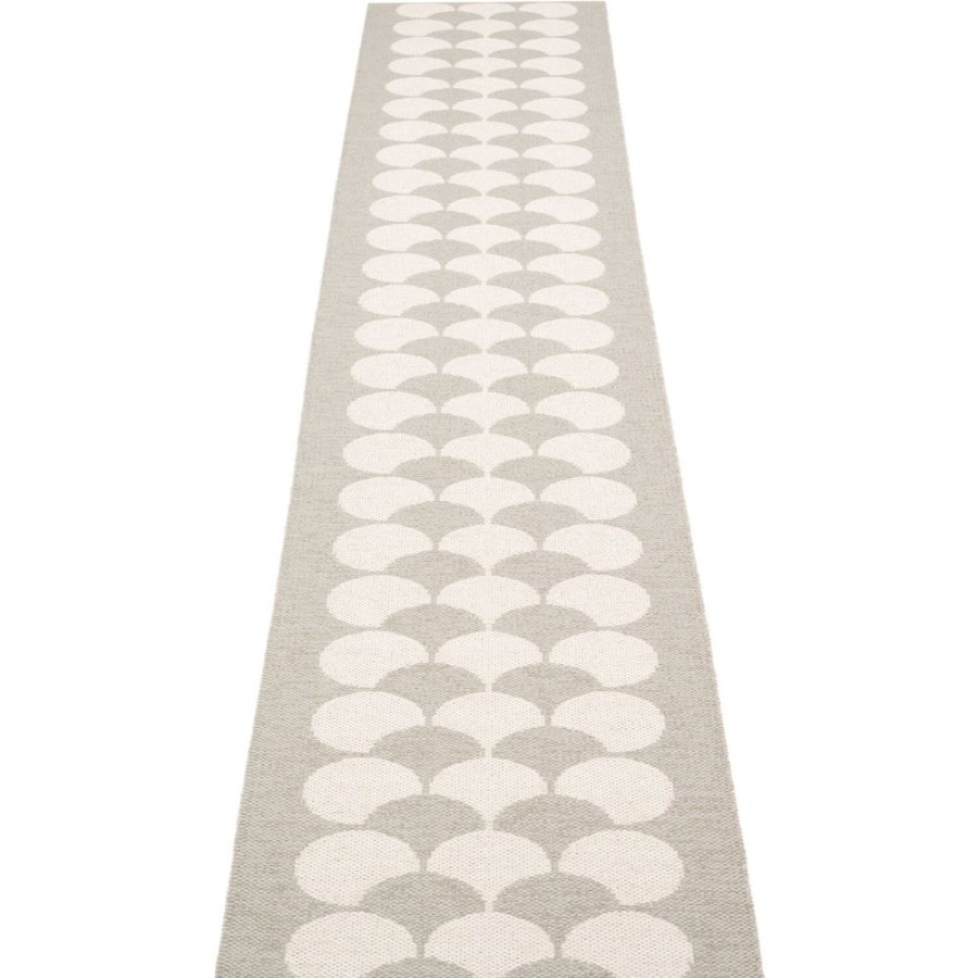 Mattor Pappelina Plastmattor | Poppy Matta Linen/Vanilla, 70X350 Cm