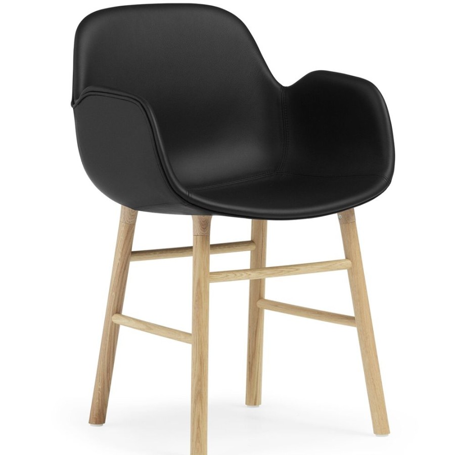 Mobler Normann Copenhagen Matstolar | Form Karmstol, Ultra Leather 41599 / Ek