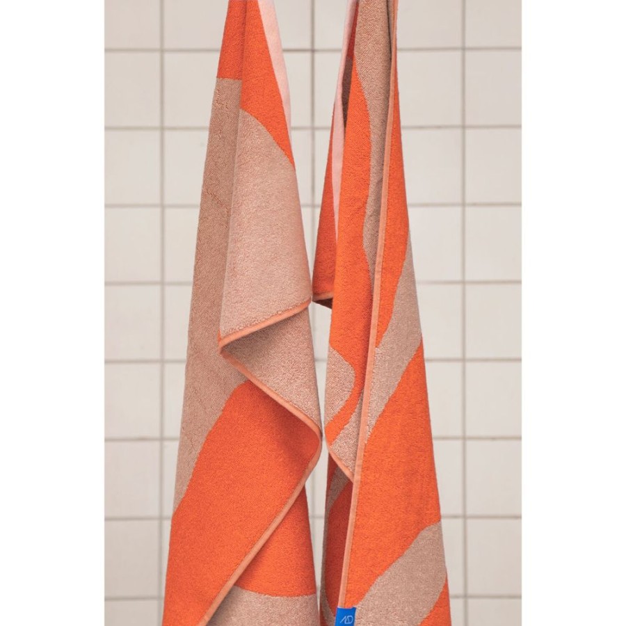 Textil Mette Ditmer Handdukar & Badlakan | Nova Arte Badhandduk 70X133 Cm, Orange/Latte