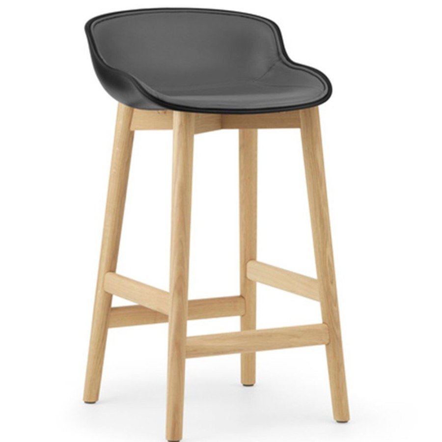 Mobler Normann Copenhagen Barstolar | Hyg Barstol 65 Cm, Kladd Framsida, Svart Lader / Ek