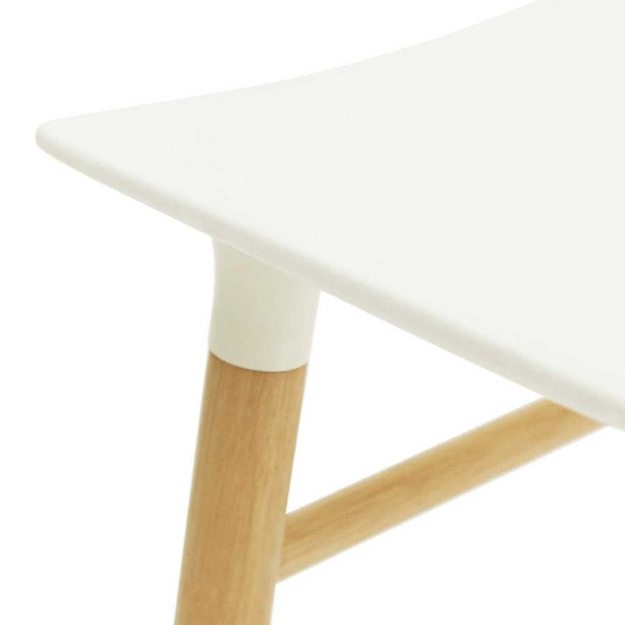 Mobler Normann Copenhagen Barstolar | Form Barstol Ekben, 75Cm, Svart