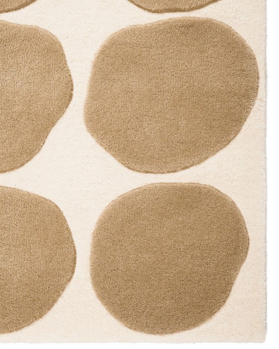 Mattor Chhatwal & Jonsson Viskosmattor & Polyestermattor | Dots 2 Level Matta Light Khaki / Ljusbeige, 180X270 Cm