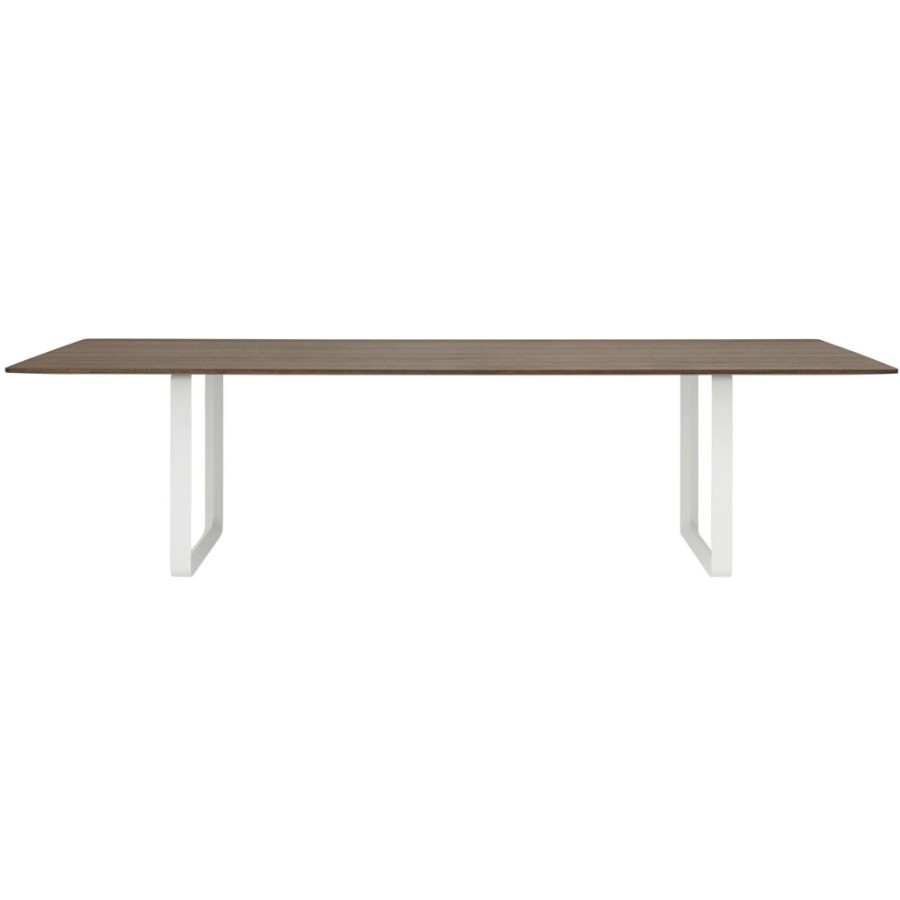 Mobler Muuto Matbord | 70/70 Bord 295X108 Cm, Massiv Rokt Ek / Vit