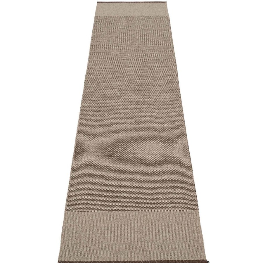 Mattor Pappelina Plastmattor | Edit Matta Dark Brown / Dark Linen / Linen Metallic, 70X300 Cm