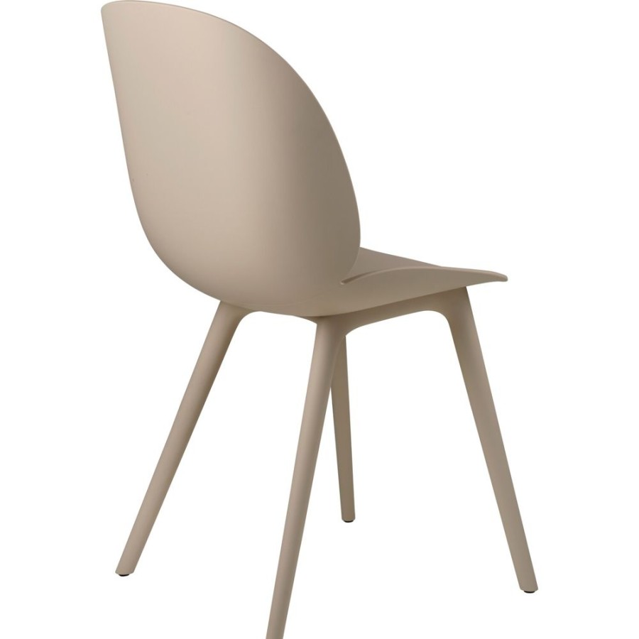 Mobler GUBI Matstolar | Beetle Matsalsstol Outdoor, New Beige