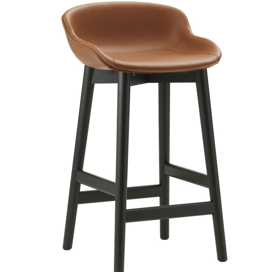 Mobler Normann Copenhagen Barstolar | Hyg Barstol 65 Cm, Brandy Lader / Svart Ek