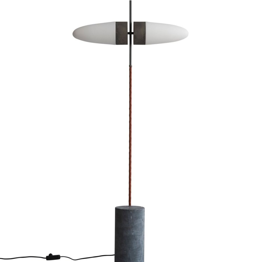 Belysning 101 Copenhagen Golvlampor | Bull Golvlampa Oxidized